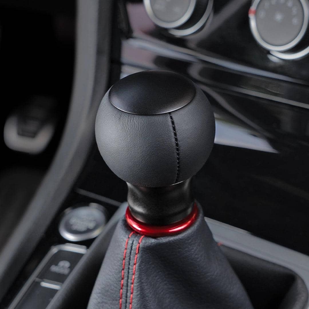 Billetworkz Fusion Weighted Shift Knob 6-Speed Leather Matte Black WRX 15-26 / STI 04-21 | BW-KNB-SUB6-VEL6-MBLK-FUL